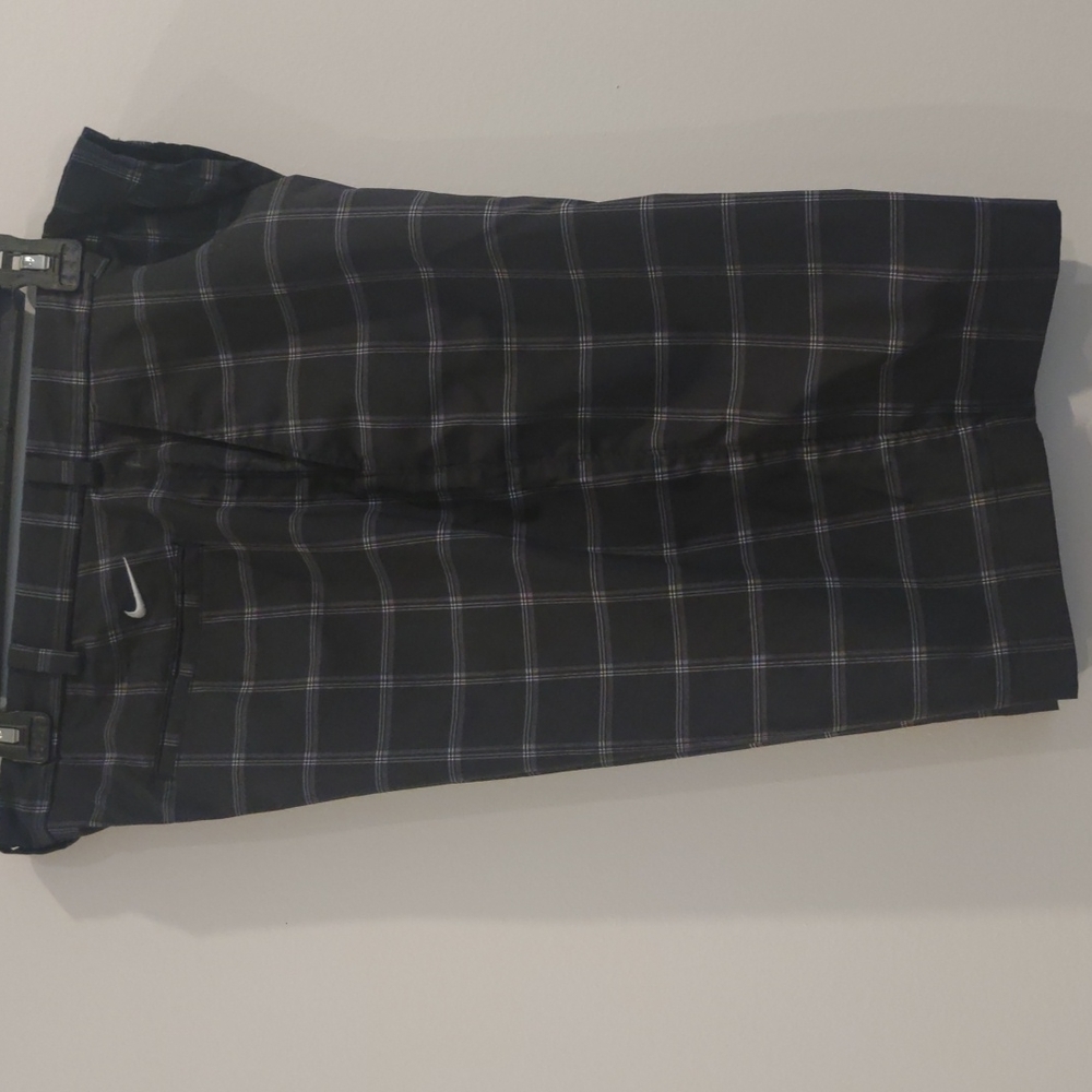 Men's Nike golf shorts